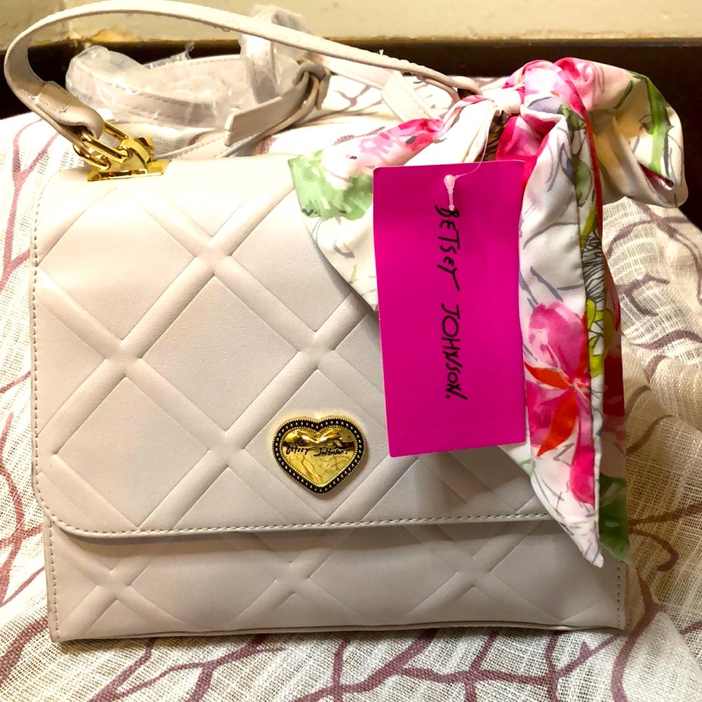 New Betsy Johnson Small White Handbag W/ Floral Accent